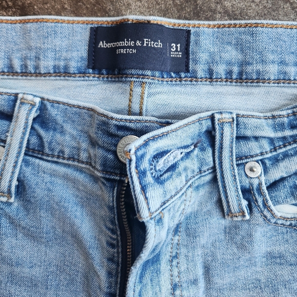 Distressed Light Blue Denim Shorts - Picture 3 of 3
